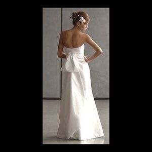 Size 10 Kayla Long White Silk Shantung w/an extra 3" hem (great for tall ladies)